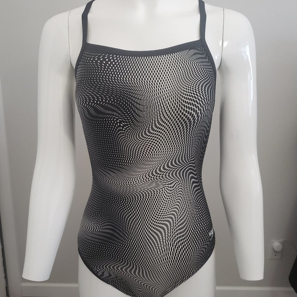 Speedo One Piece Swimsuit SZ 10/36